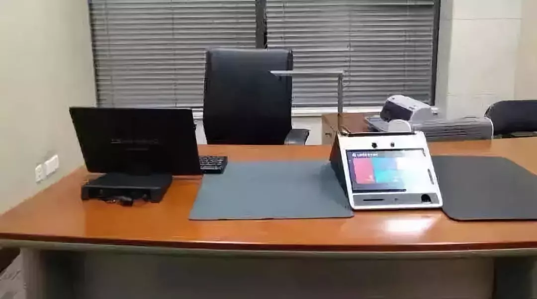 1532930720887006395.png 3.png