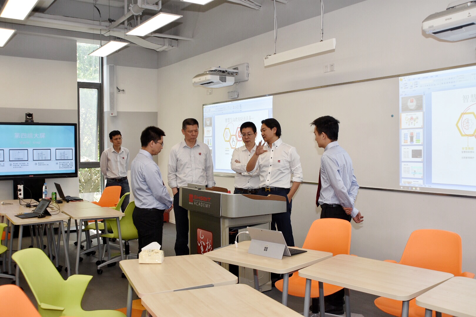 1560391776566094289.jpg 1560391776566094289.jpg