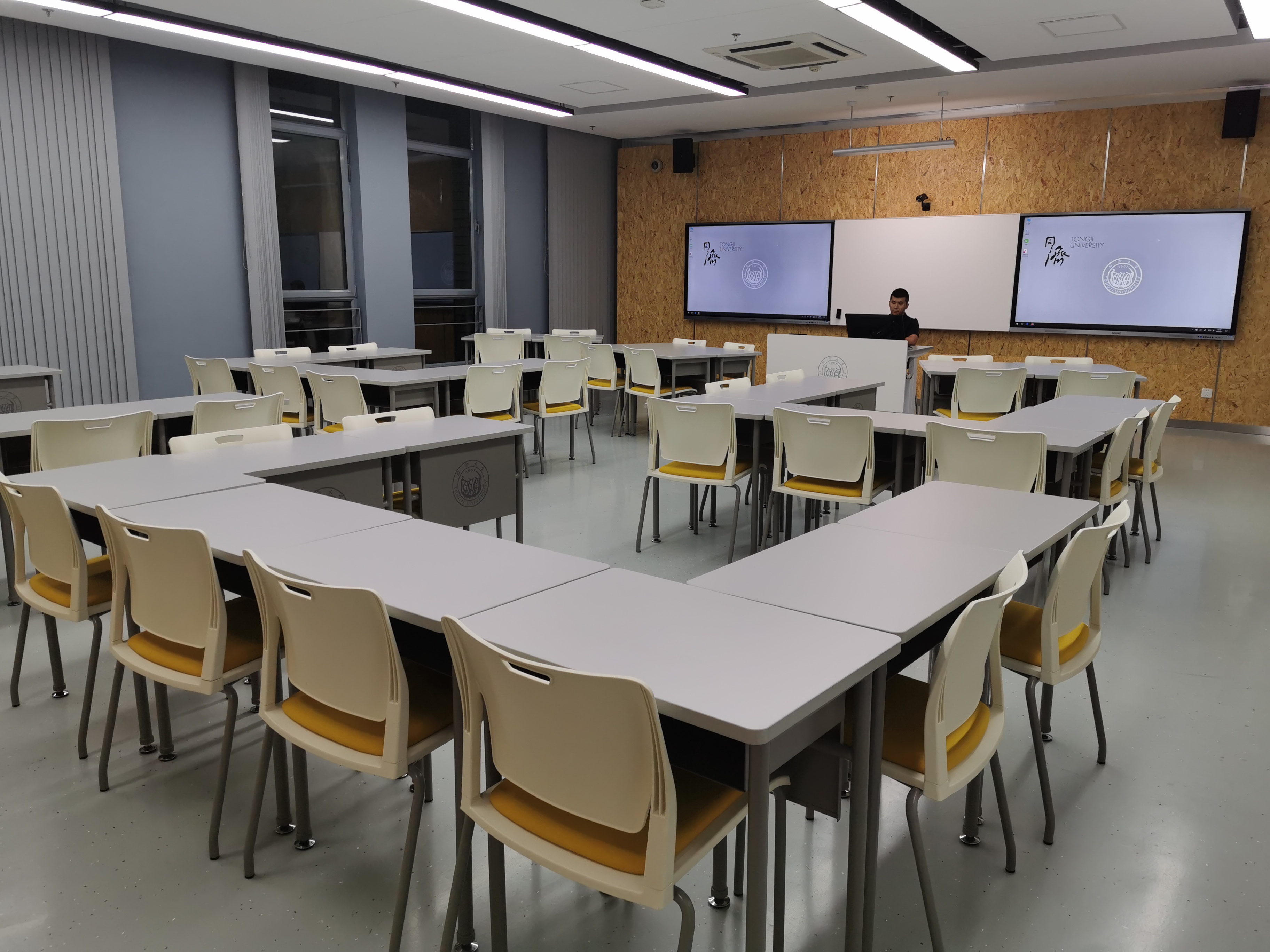 1567737499358002033.jpg 1567737499358002033.jpg