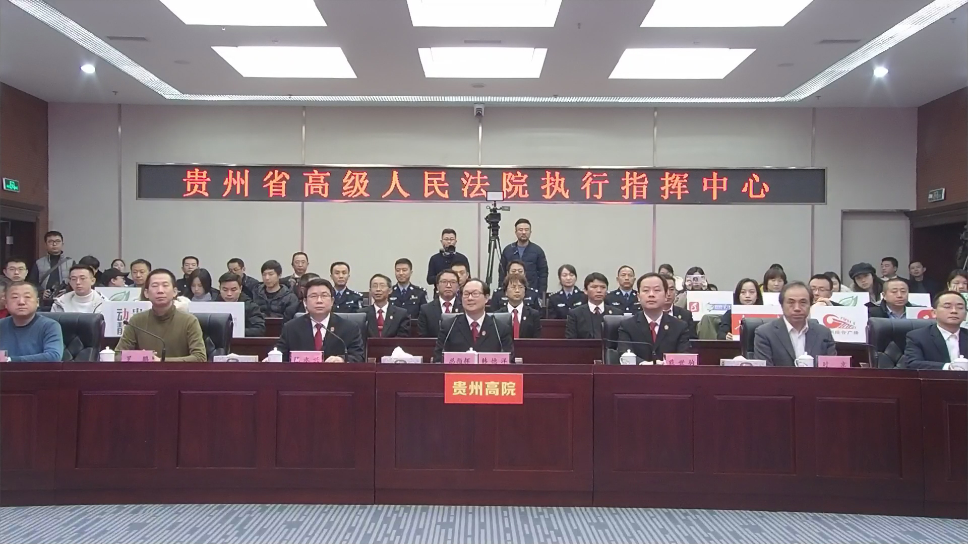 1577434187687058859.jpg 前攝像頭_監控點(diǎn)1_前攝像頭_20191028120415_1278749.jpg